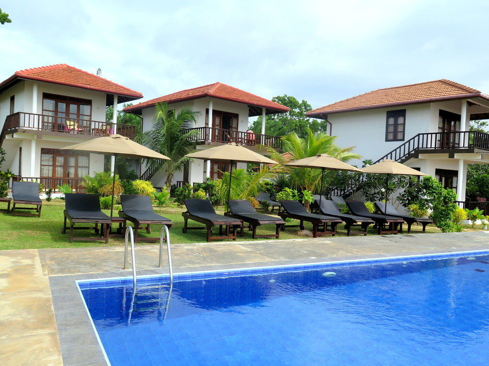 Ananthaya Beach Otel Tangalle Dış mekan fotoğraf