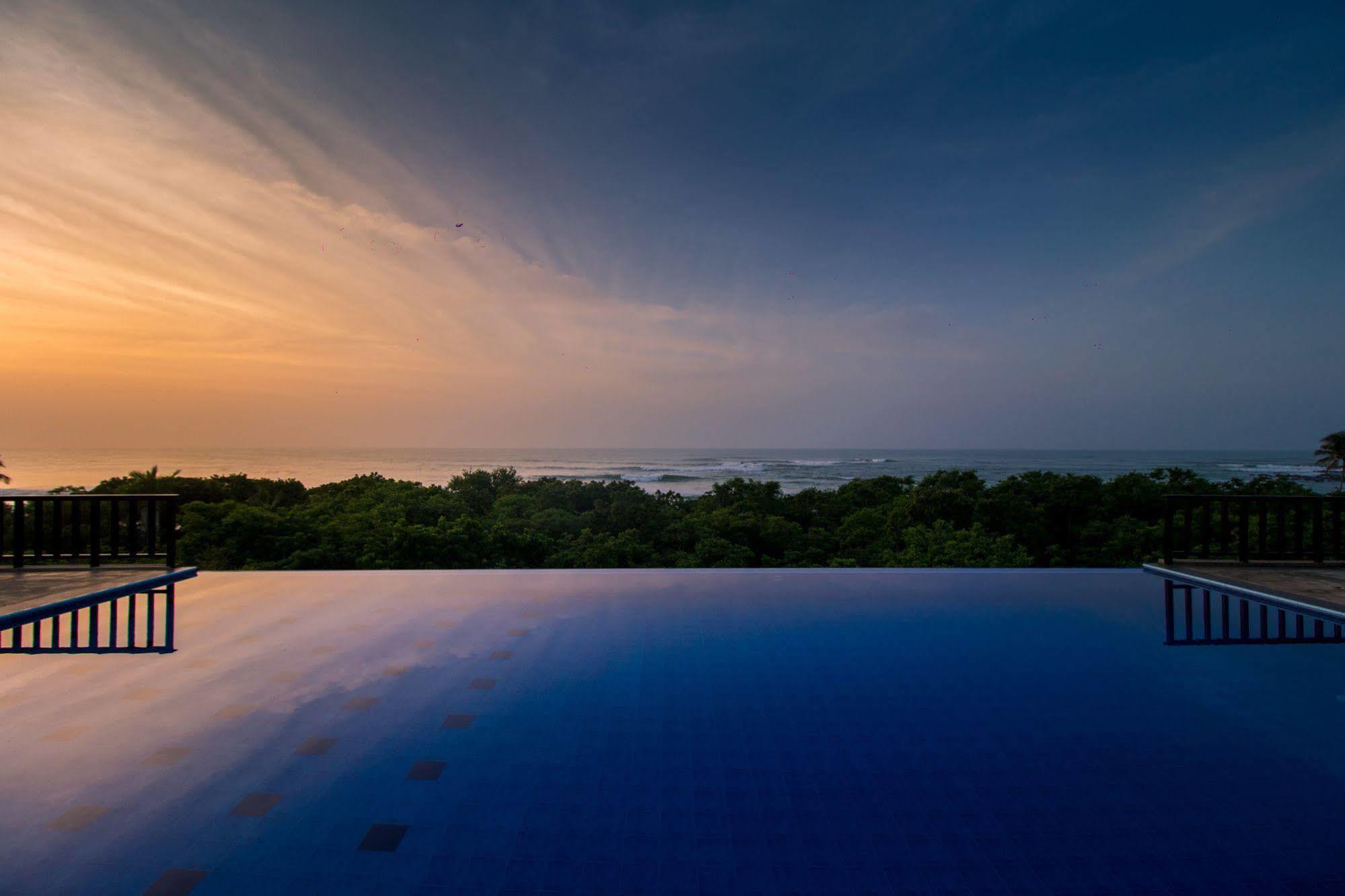 Ananthaya Beach Otel Tangalle Dış mekan fotoğraf