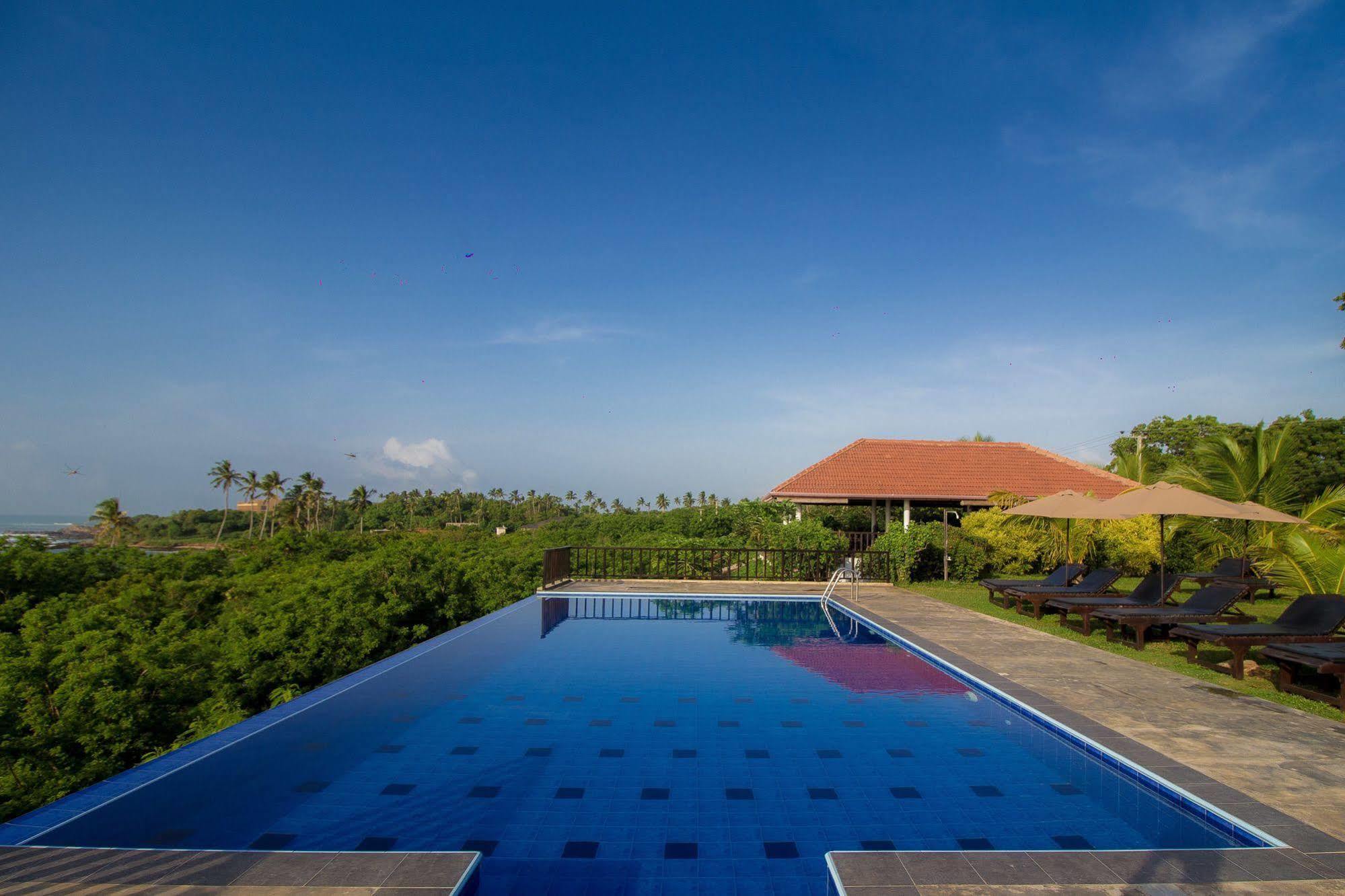 Ananthaya Beach Otel Tangalle Dış mekan fotoğraf